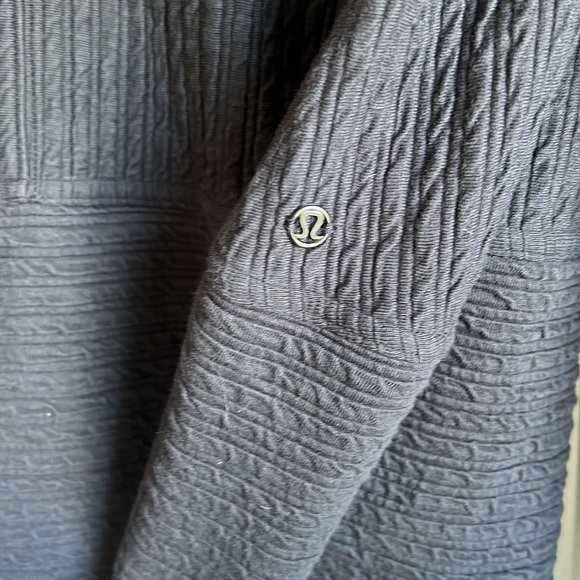 Lululemon Turtleneck pullover - Picture 2 of 3